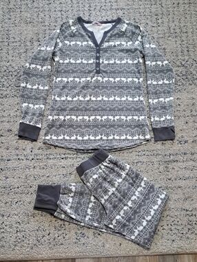 La Vie En Rose Gray & White Fair Isle Thermal Pajama Set